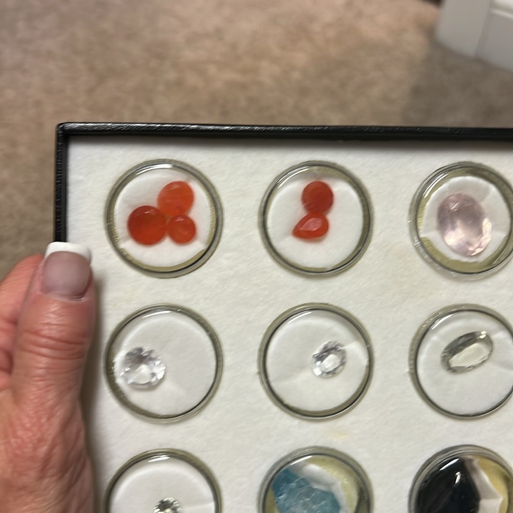 Gemstone Collection Display Box - Picture 2 of 9
